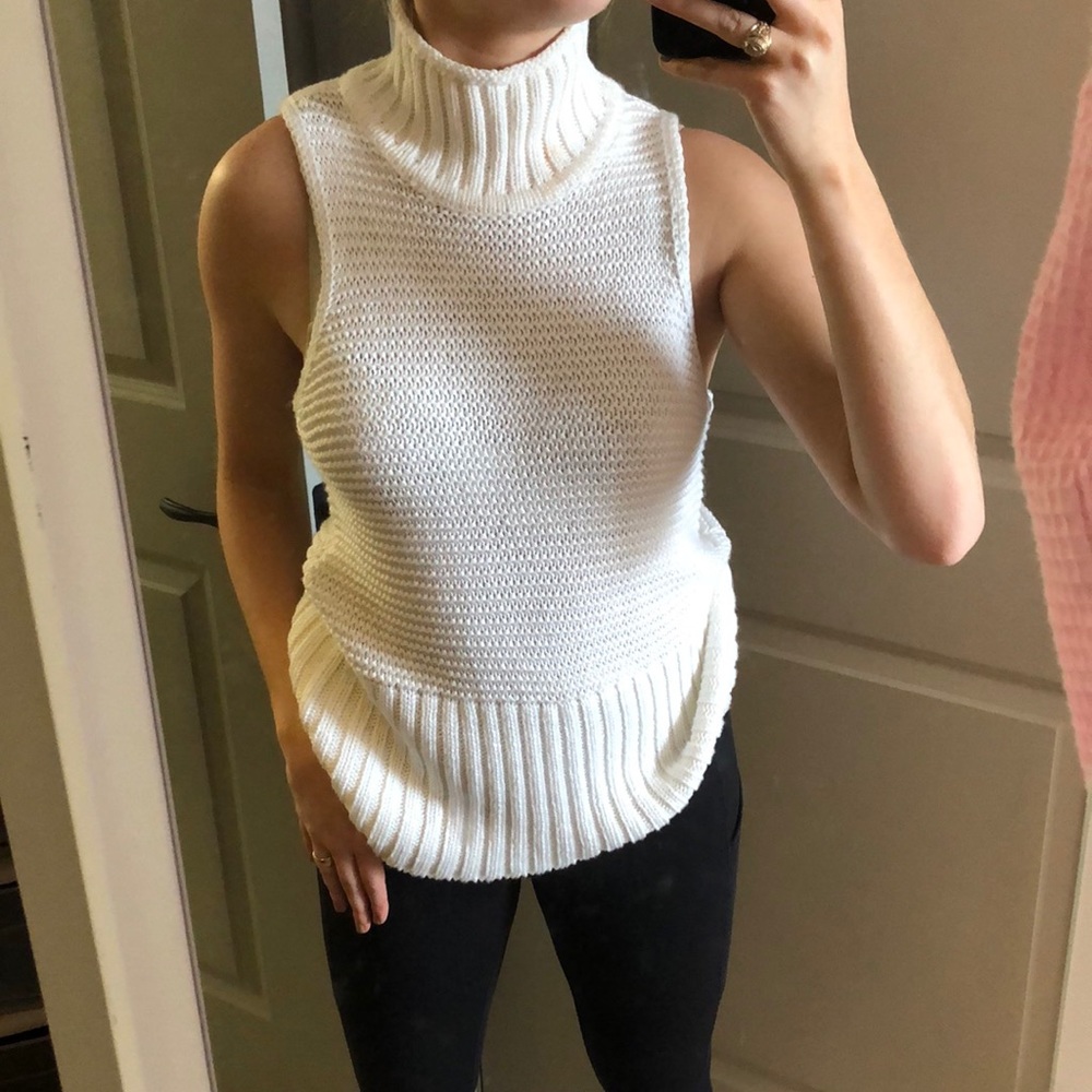 Gap sweater tank